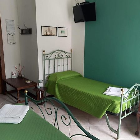 B&B La Casarella Soiano Del Lago Luaran gambar