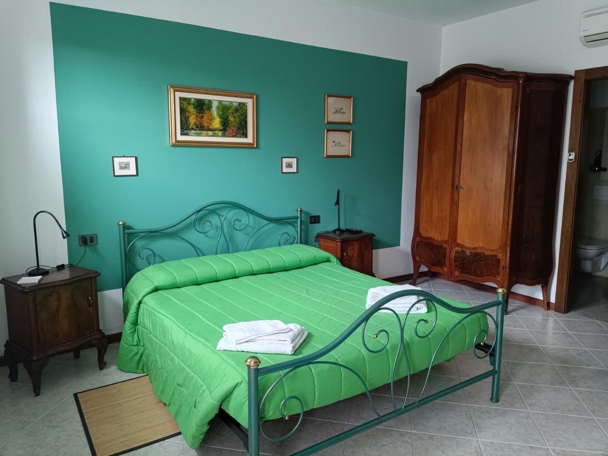 B&B La Casarella Soiano Del Lago Luaran gambar